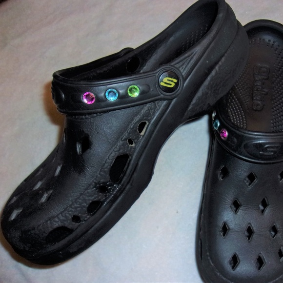 sketcher crocs